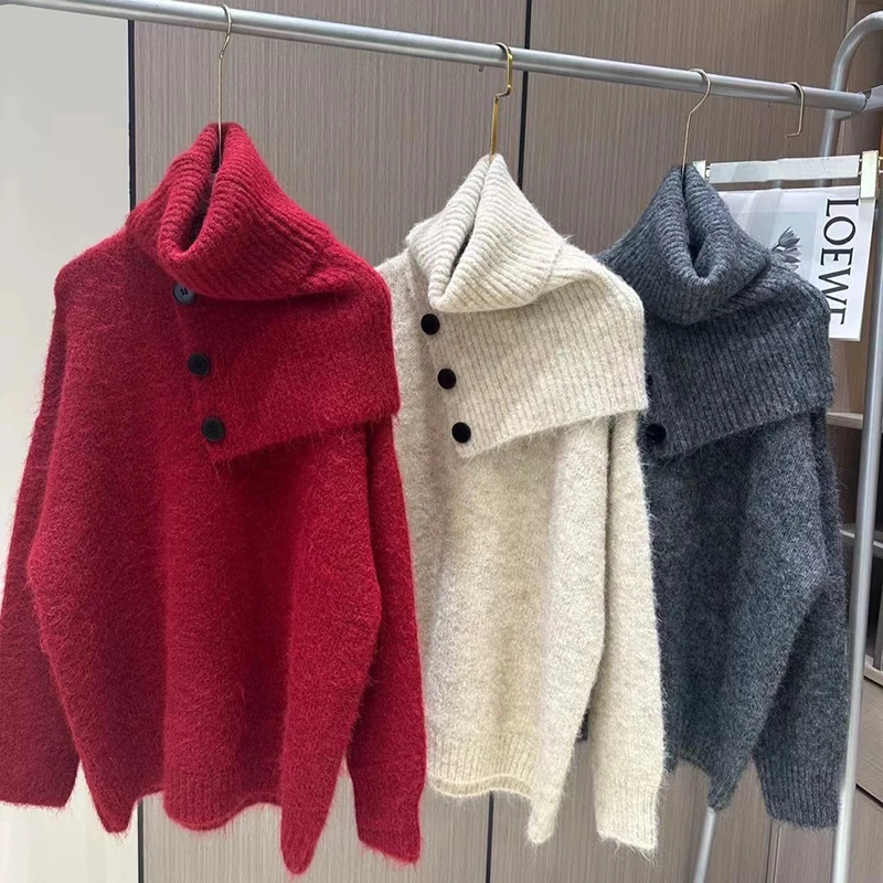 Women's Vintage Long-Sleeved Turtleneck Sweater, Warm Pullover Chic Top, Detachable Bib, Western Style, Mid-Length, Autumn, 2026