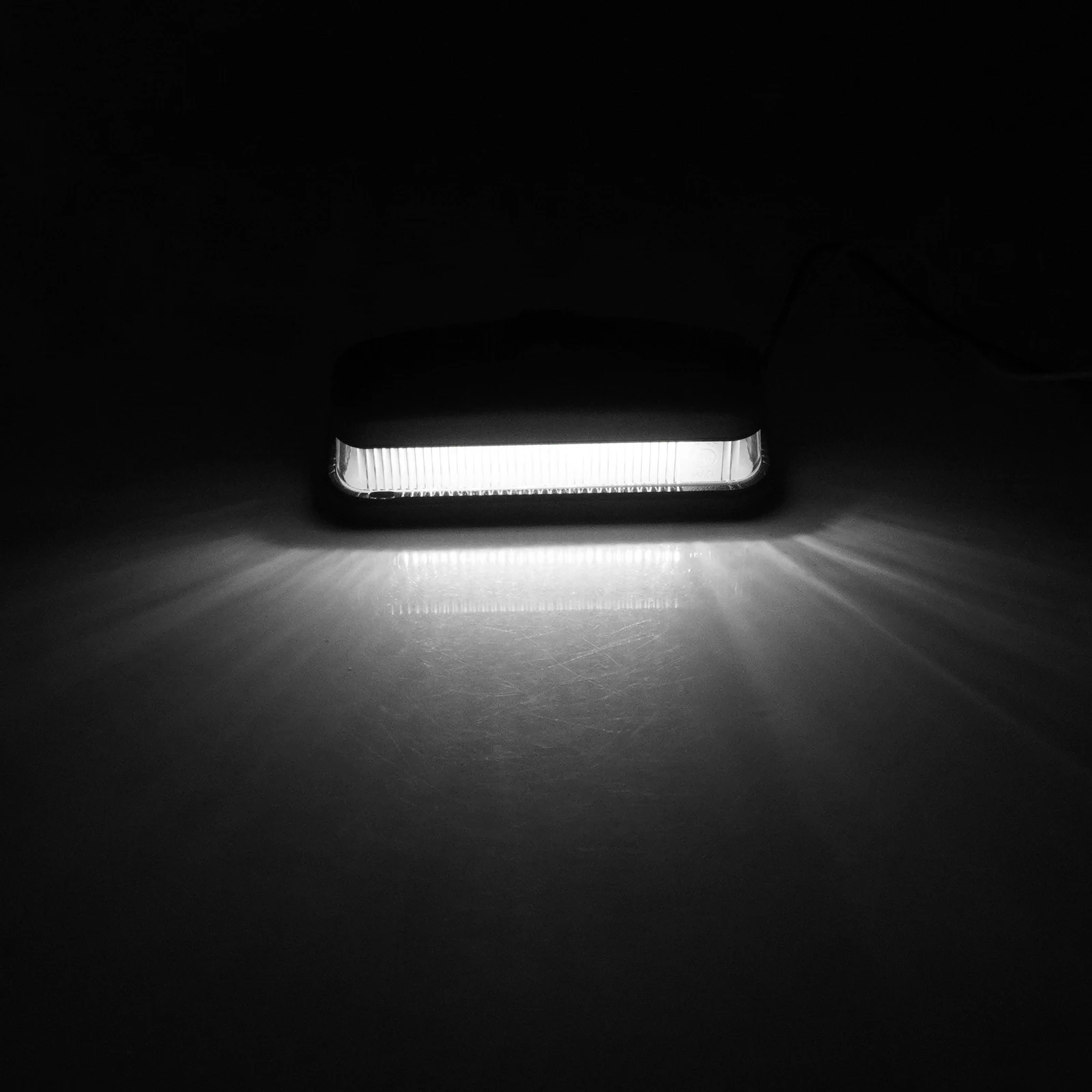 أبيض Canbus LED رقم الترخيص لوحة ضوء ، ومناسبة لاند روفر المدافع 90 110 130 88 109 XFC100550