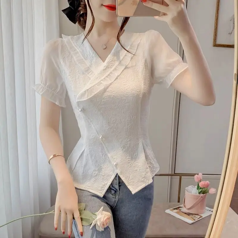 Blusa de manga corta con cuello en V y volantes para mujer, camisa elegante con textura francesa, color blanco y verde, ajustada y asimétrica, moda