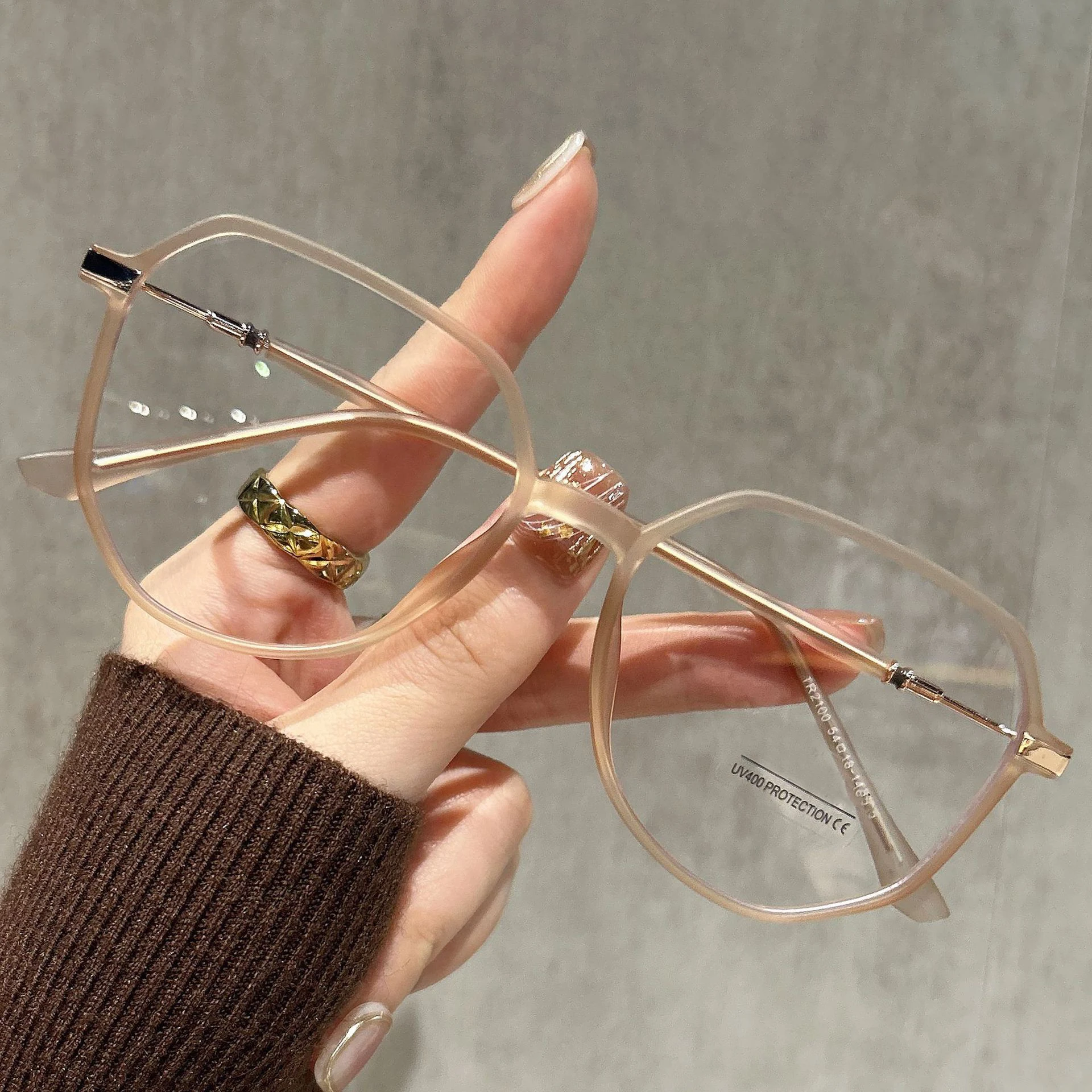 New Versatile Ultra Light Glasses With Plain White And Cool Brown Frame Large Frame Anti Blue Light  Myopia Glasses Frame MH8926