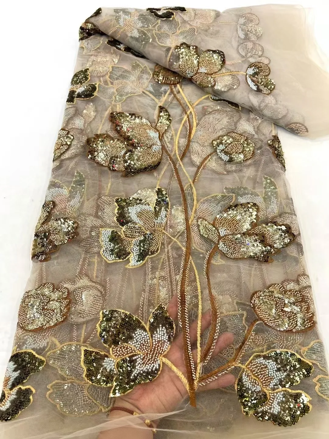 

Latest African Lace Fabric, Luxury French Sequins, Mesh Lace Fabric, High-end Handmade Beaded for Wedding, 2025