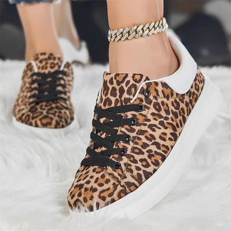 Sneaker wanita macan tutul klasik, sepatu sneaker wanita kasual modis, sepatu latihan warna coklat, nyaman, ringan