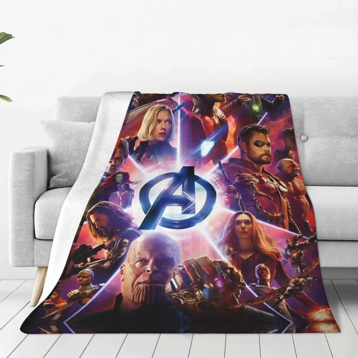 Warm Blanket Girls Boys Airplane Travel Miniso Iron Man Bedding Throws Flannel Bedspread For Bedroom Street Trend Sofa Bed Cover