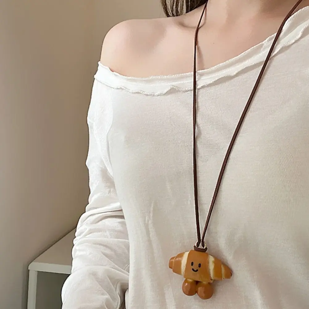 Bagel Alkaline Bread Pendant Rope Sweater Chain Pretzel Necklace Car Interior Pendant Decoration Croissant Bag Accessory