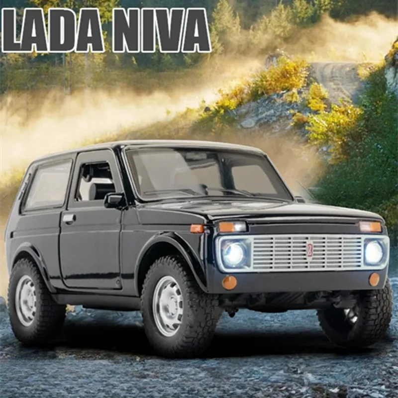 1/18  LADA NIVA Classic Alloy Car Toy Metal Diecasting Model Off-road Vehicle Models with Sound Light Collection Car Toys Gifts