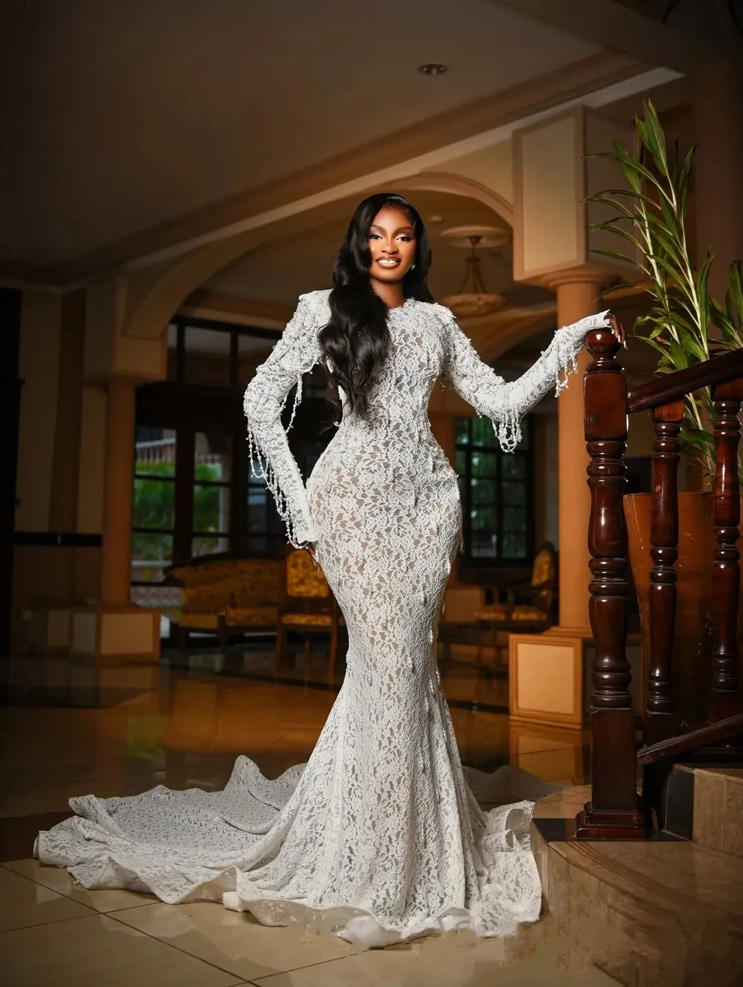 

Customized Elegant Mermaid White Lace Pearl Women's Wedding Dress Round Neck Long Sleeve Sexy Ball Bridal Dress Vestido De Novia