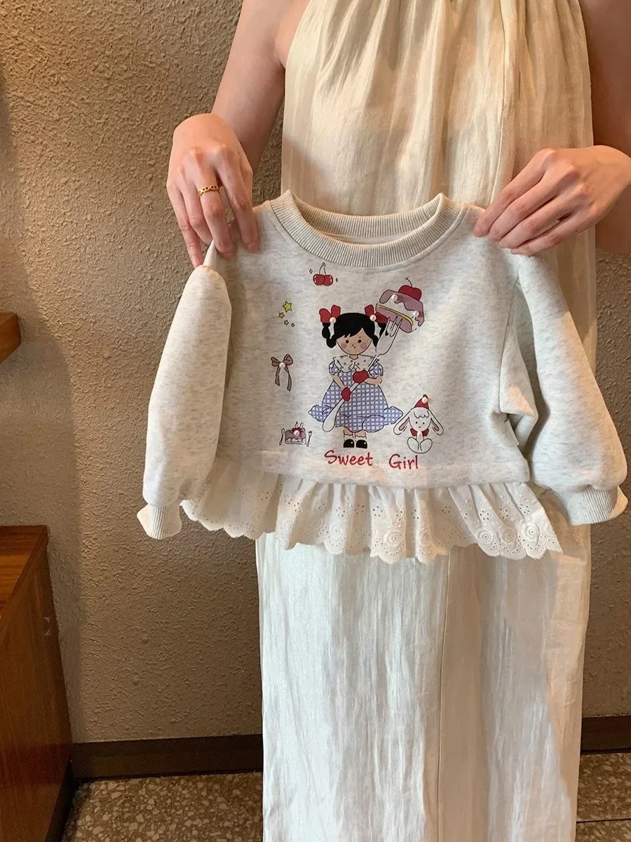 Mädchen Spitzen-Patchwork-Cartoon-Top & Jeans-Set – Herbstliches 2-teiliges Outfit für Kinder, Niedliche Freizeitkleidung für die Schule – Detail 3