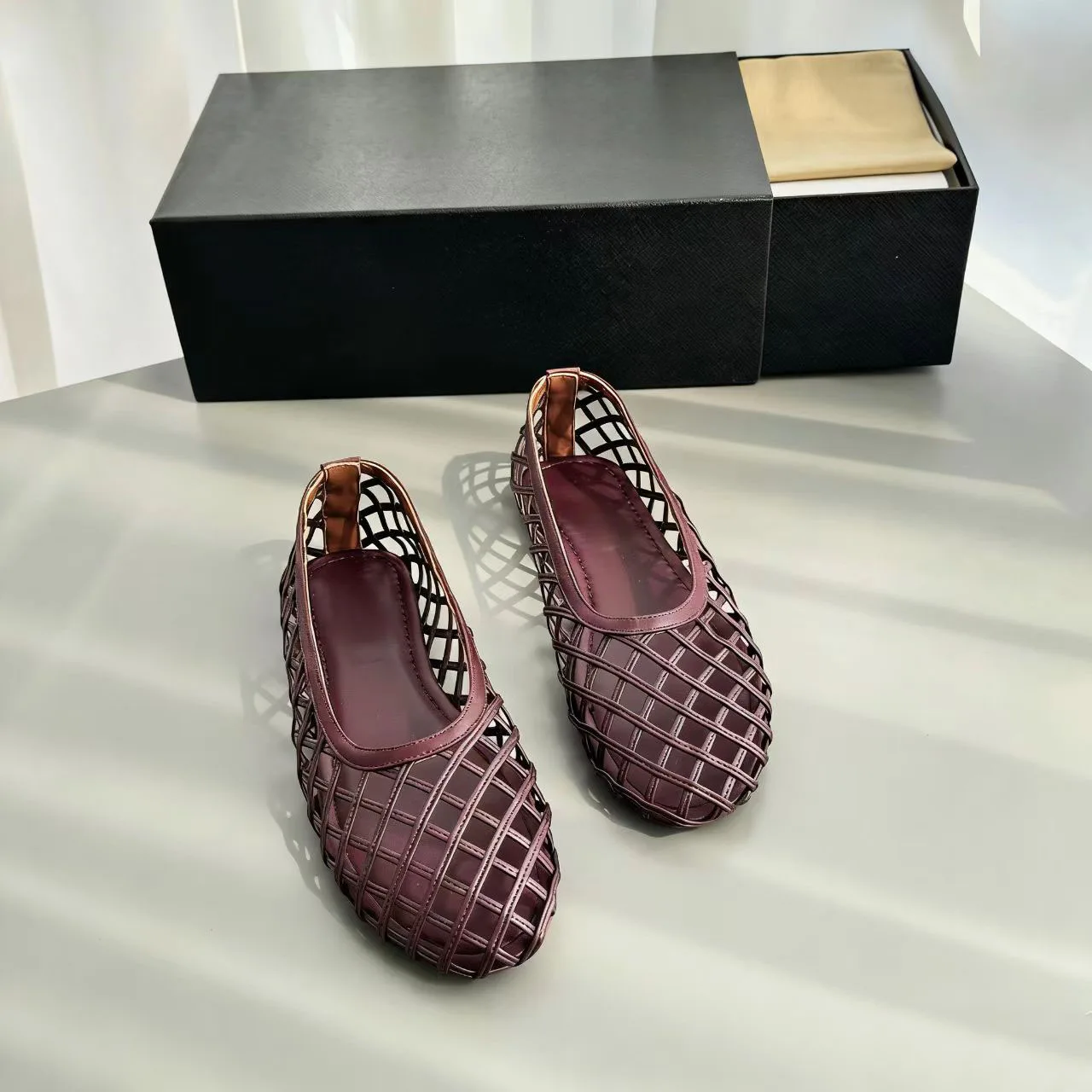 

Women Ballet Flats In Fishnet Cage Leather Woven Cutout Shoes