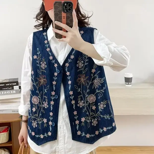 Vintage Floral Embroider Denim Waistcoat Jacket Fall Clothes 2024 Women Sleeveless Jean  Coat Vest Single Breasted Tops