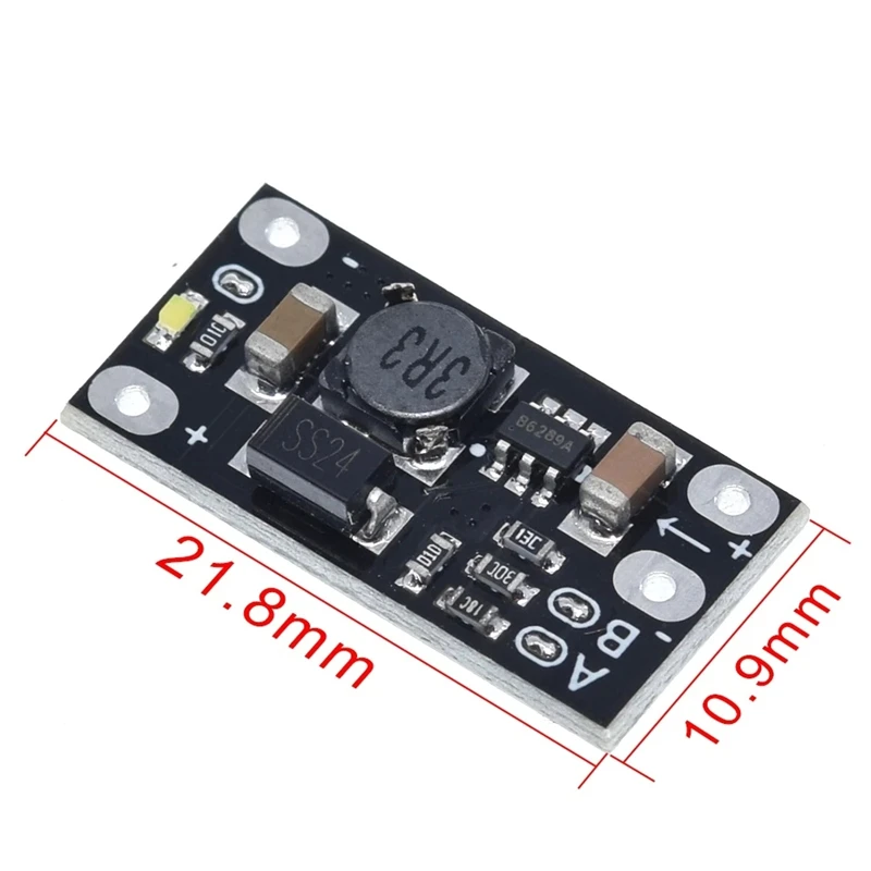 โมดูลบูสต์ DC-DC ขนาดเล็ก3.7V ถึง12V รองรับแบตเตอร์รี่ลิเธียมเอาท์พุต5V/8V/9V/12V