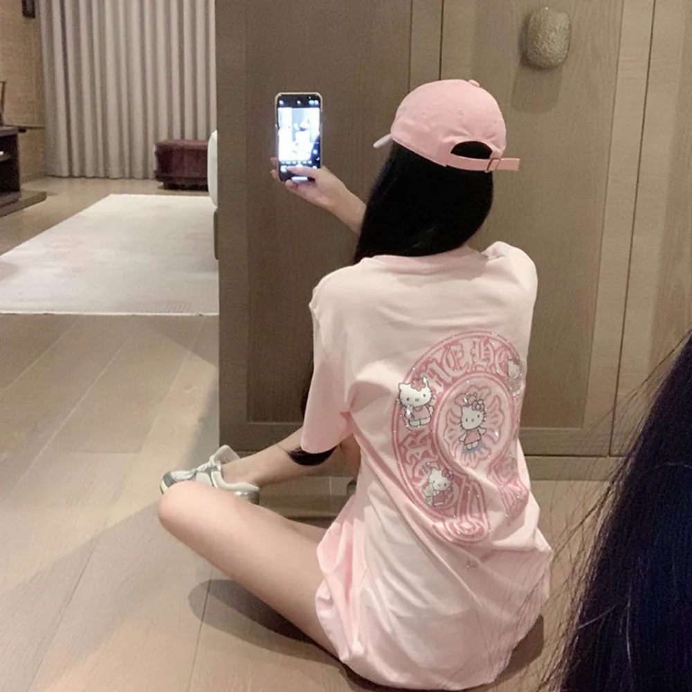 Large Size Hello Kitty Diamond Printed Women's T-Shirt, Y2K Cute Extra Shortsleeve T-Shirt, Pink Sparkling Pattern Casual Tops
