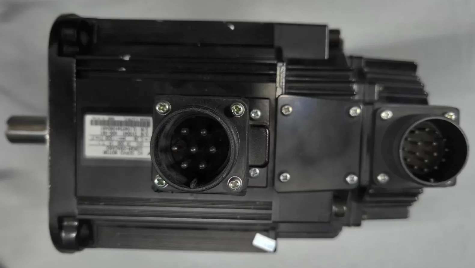 

Brand new SGMGH-09ACA6C Servo Motor，In Stock，SGMGH 09ACA6C