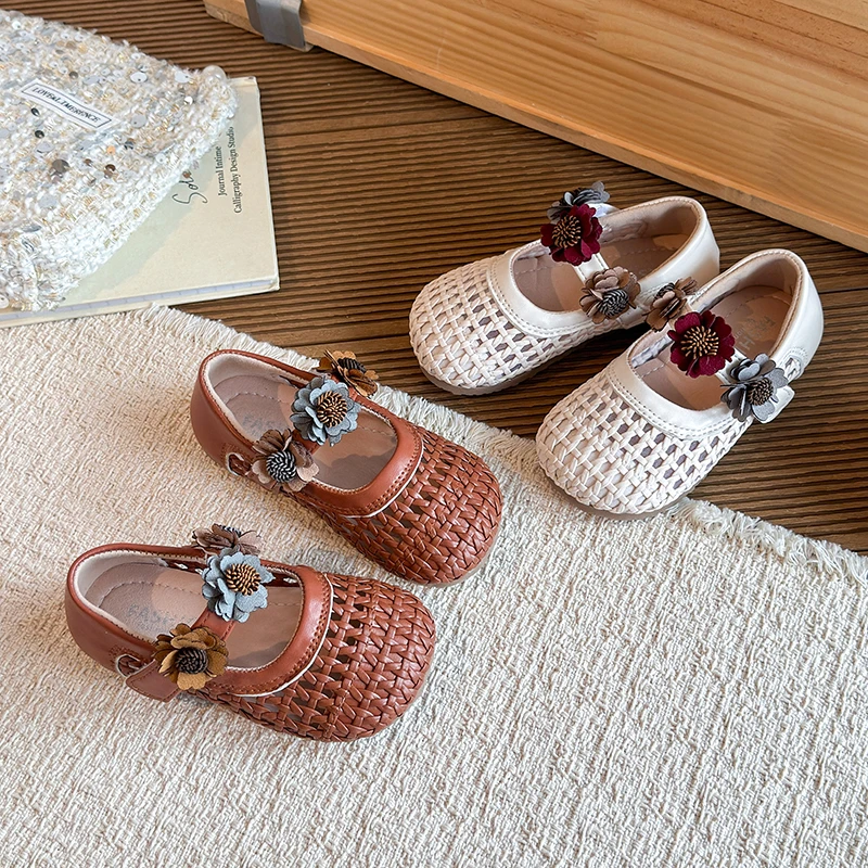 Toddler Girls Braided Sandals with Floral Strap 2026 New Summer Kids Barefoot Beach Shoes Soft Sole Classic Chic Garden Wedding