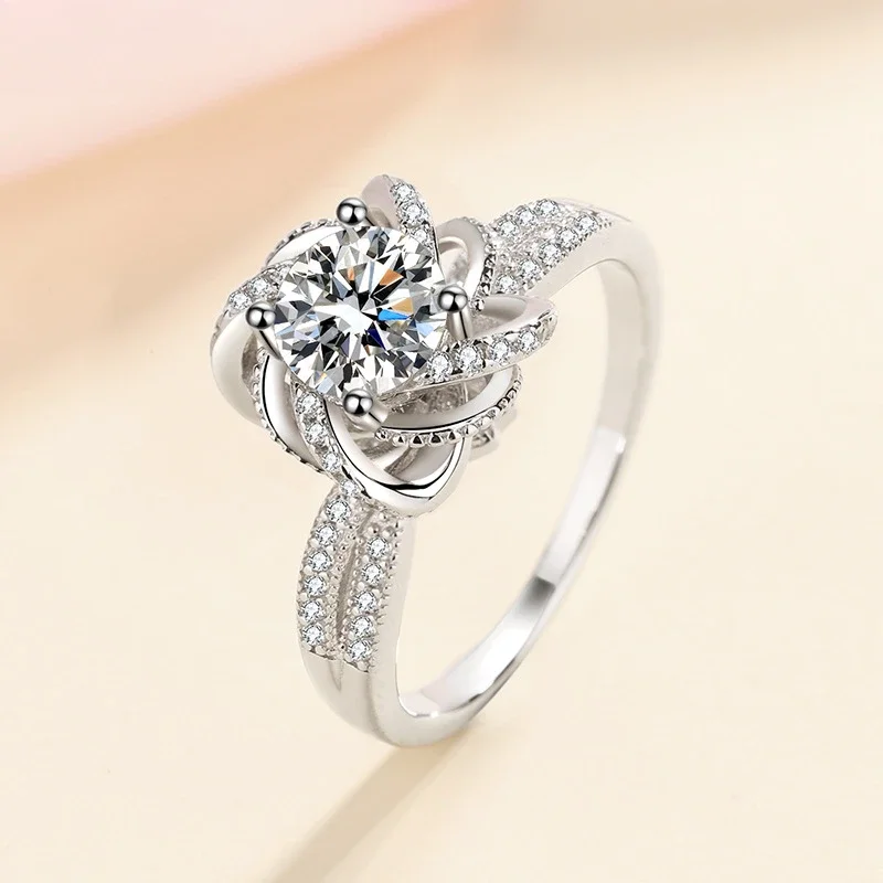 1/2 Carat Moissanite Spinning Rose Ring for Women, Platinum Pt950 Romantic Rings Luxury Wedding Bands Fine Jewelry for Lover