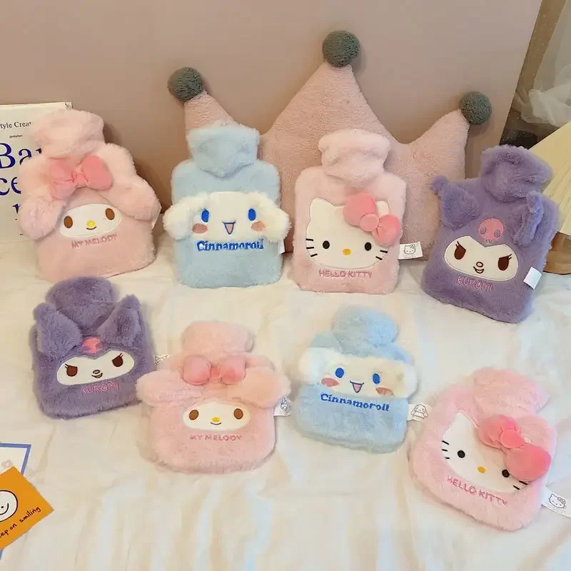 Nowy uroczy Hello Kitty Cinnamoroll Kuromi moja melodia kreskówka kawaii dla dziewcząt modny zagęszczony pluszowy butelka gorącej wody odporny na