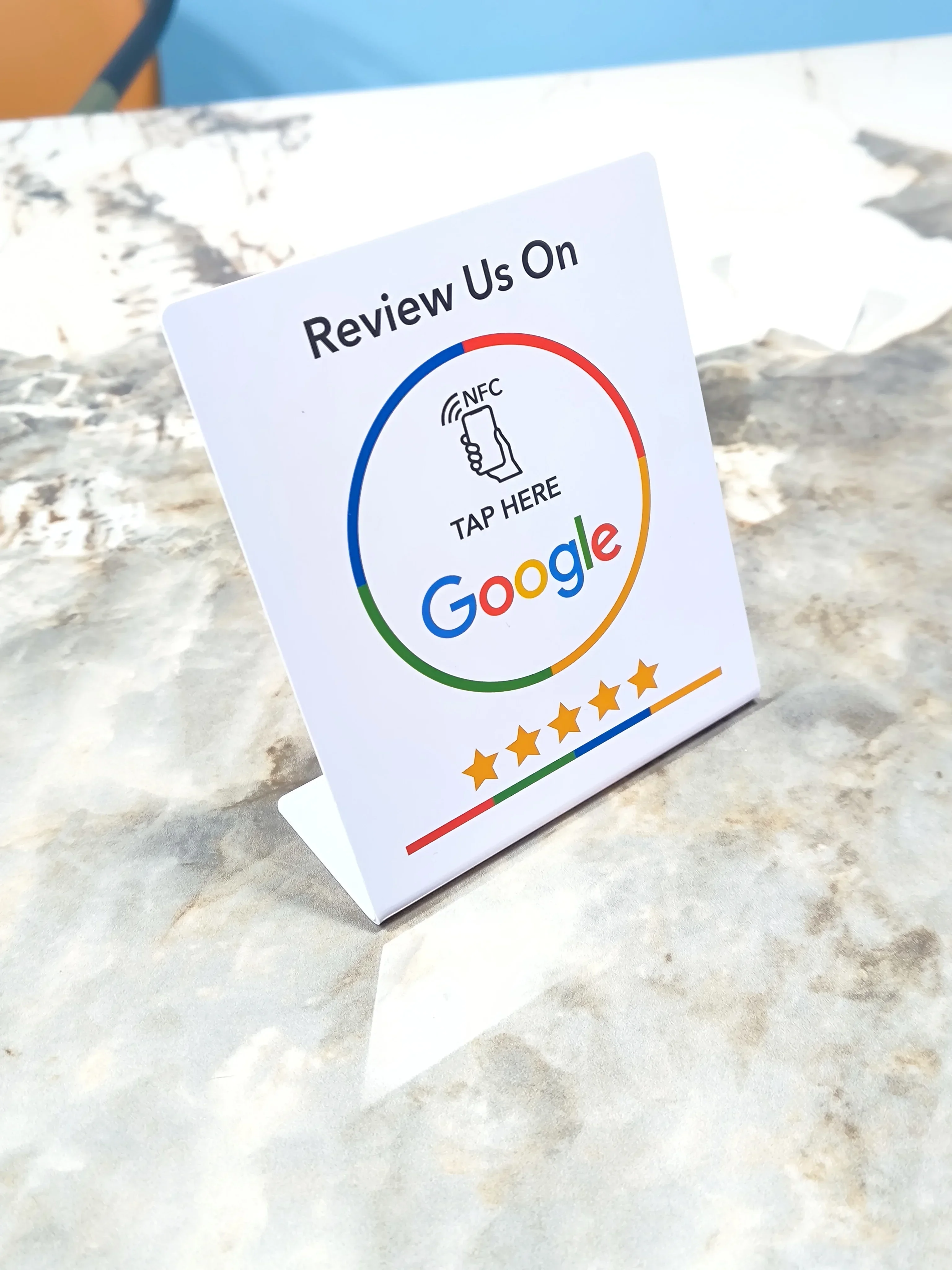 Hilo 13,56 MHz programmierbare Google Review Card NFC-Stationstisch NFC Google Reviews Display Biegekarte stehende Markenhalterung