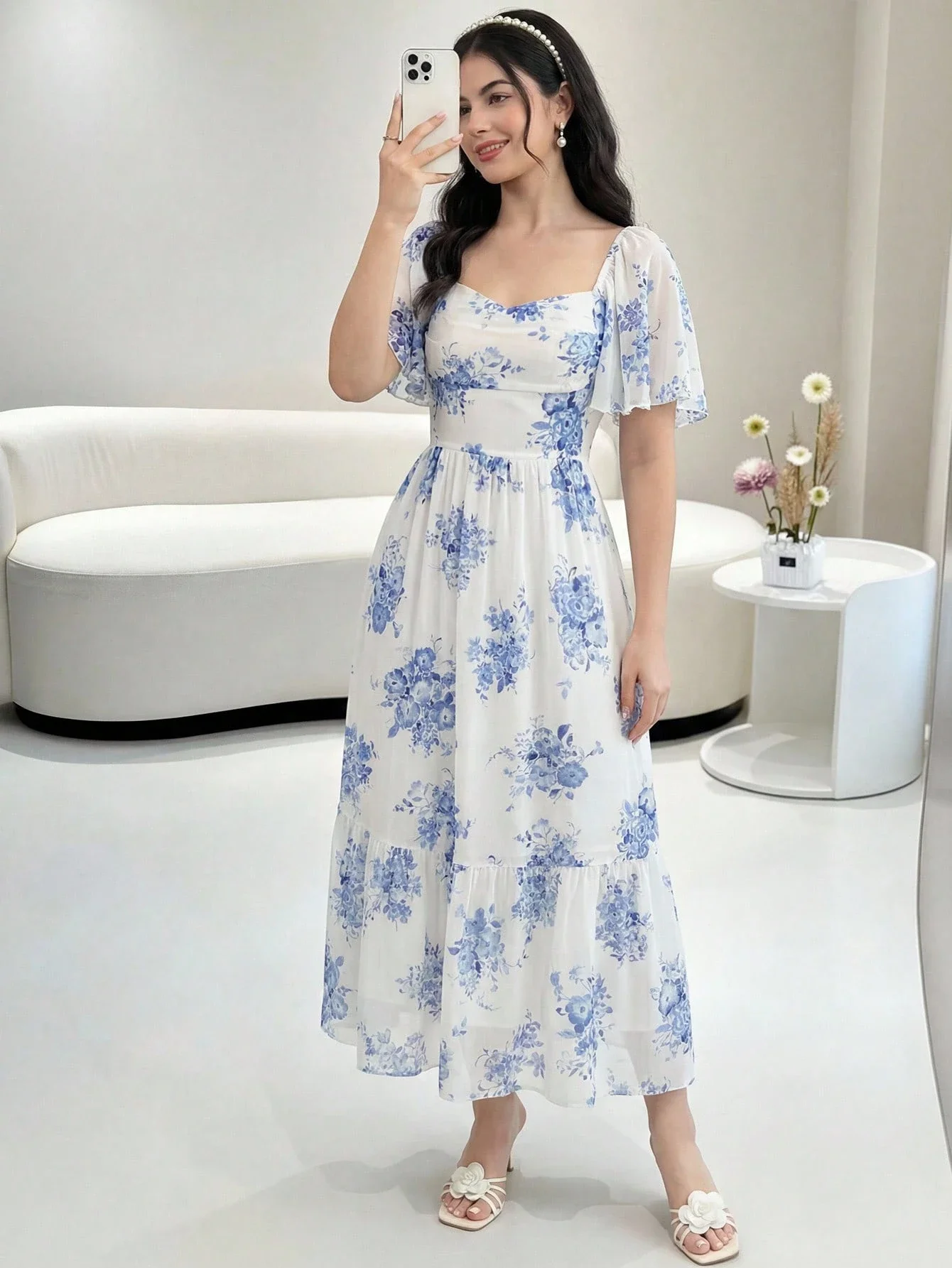 

Ретро-платье макси сине-белое с цветочным принтом, с рюшами на рукавах, А-силуэт, с эластичной талией, элегантное платье для отпуска