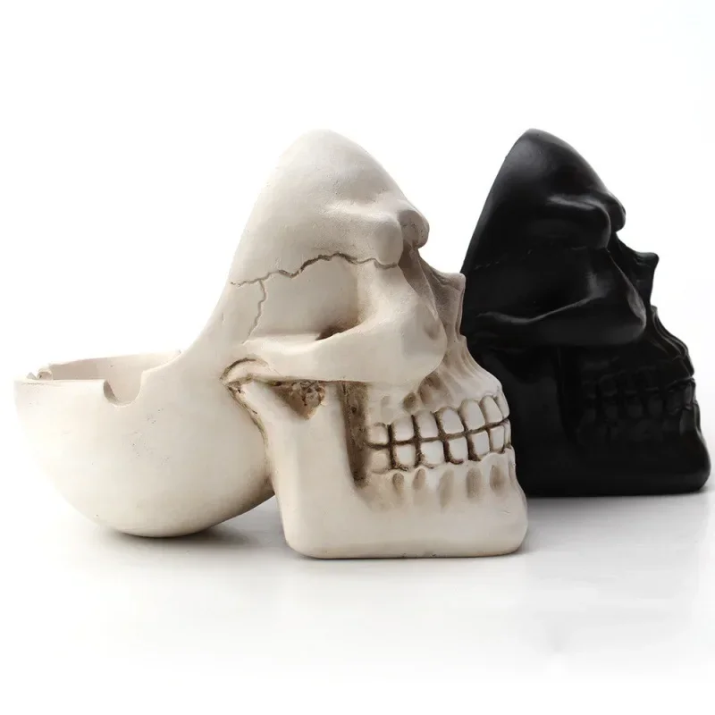 

European style terrifying skull ashtray creative home tabletop resin ornament ashtray