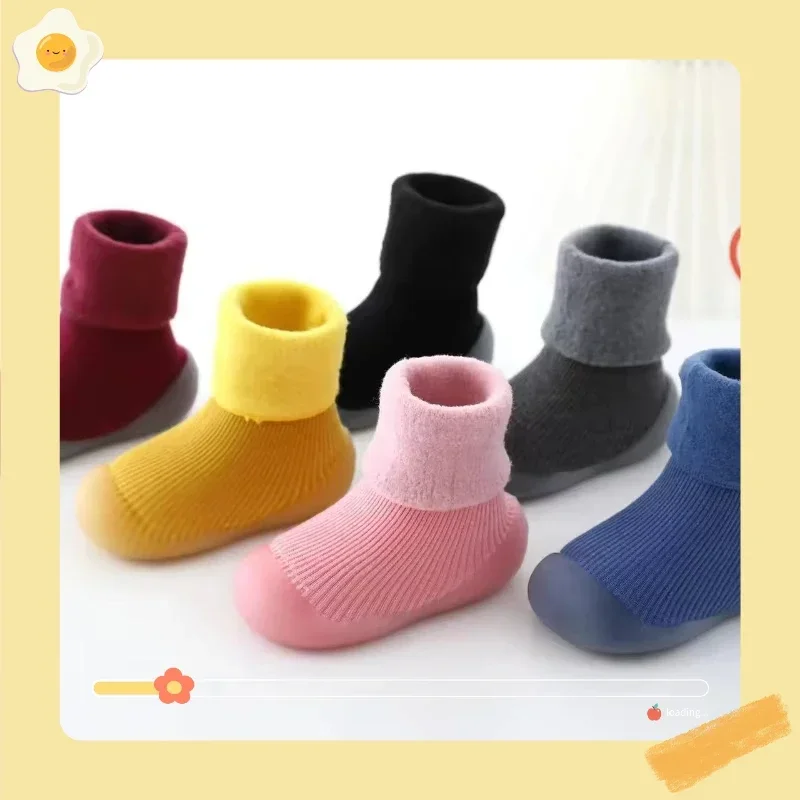 Scarpe da pavimento fresche per interni ed esterni per bambini calde in velluto estivo per scarpe con calzini spessi per ragazzi e ragazze