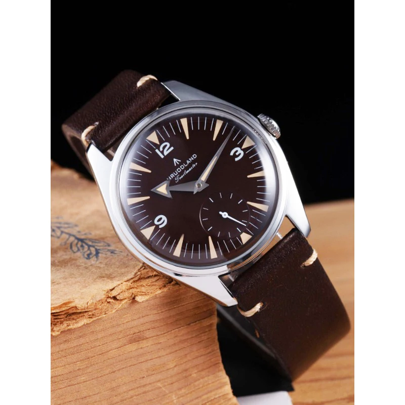 Hruodland 2026 New Men's Retro Quartz Watch Fashion Timepiece for