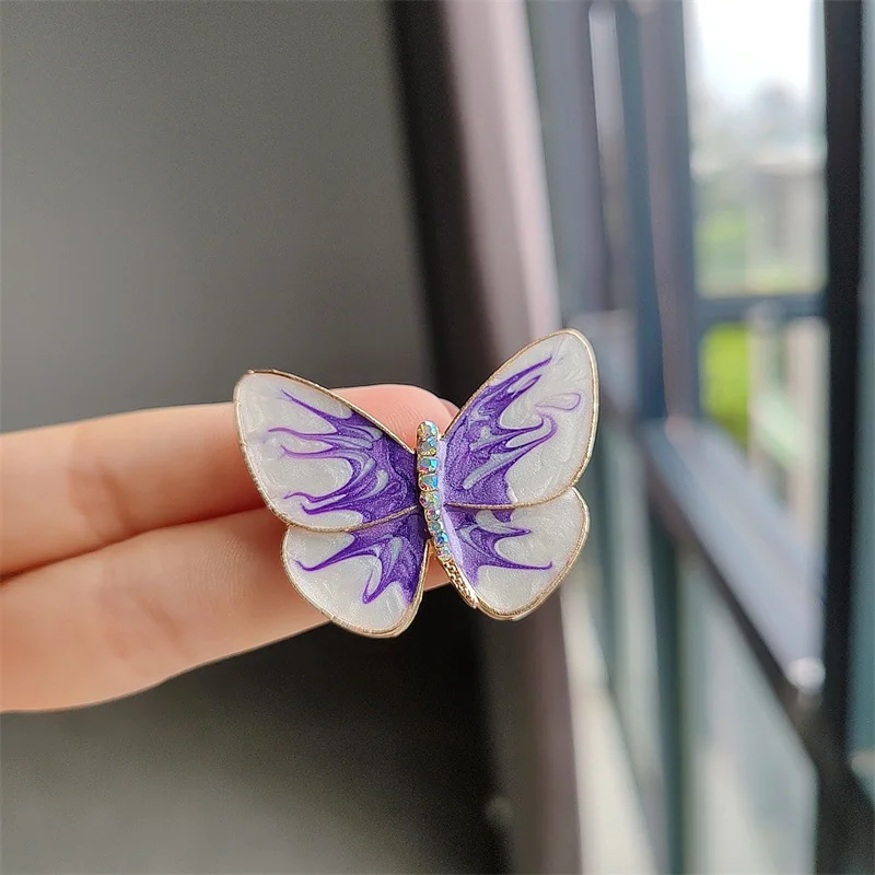 Summer New Butterfly Brooches For Women Charm Pearl Gold Color Brooch Pins Party Wedding Gifts Clothing Accessories Jewelry Gift