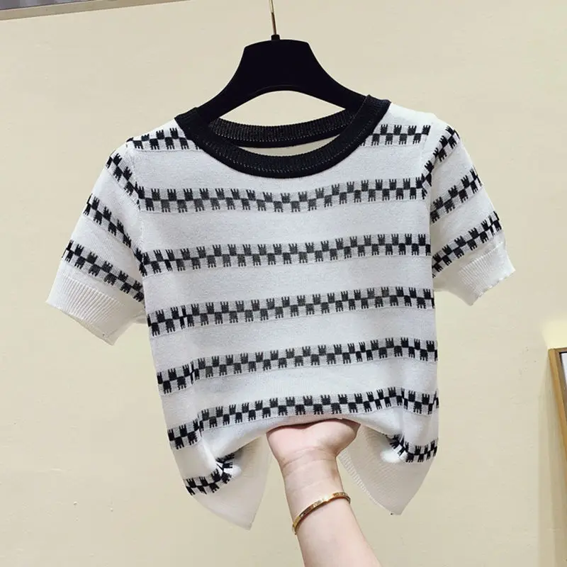 Short T-shirt Women\'s Striped Thin Knit Top 2024 Summer New Loose Thin Short Sleeved Top