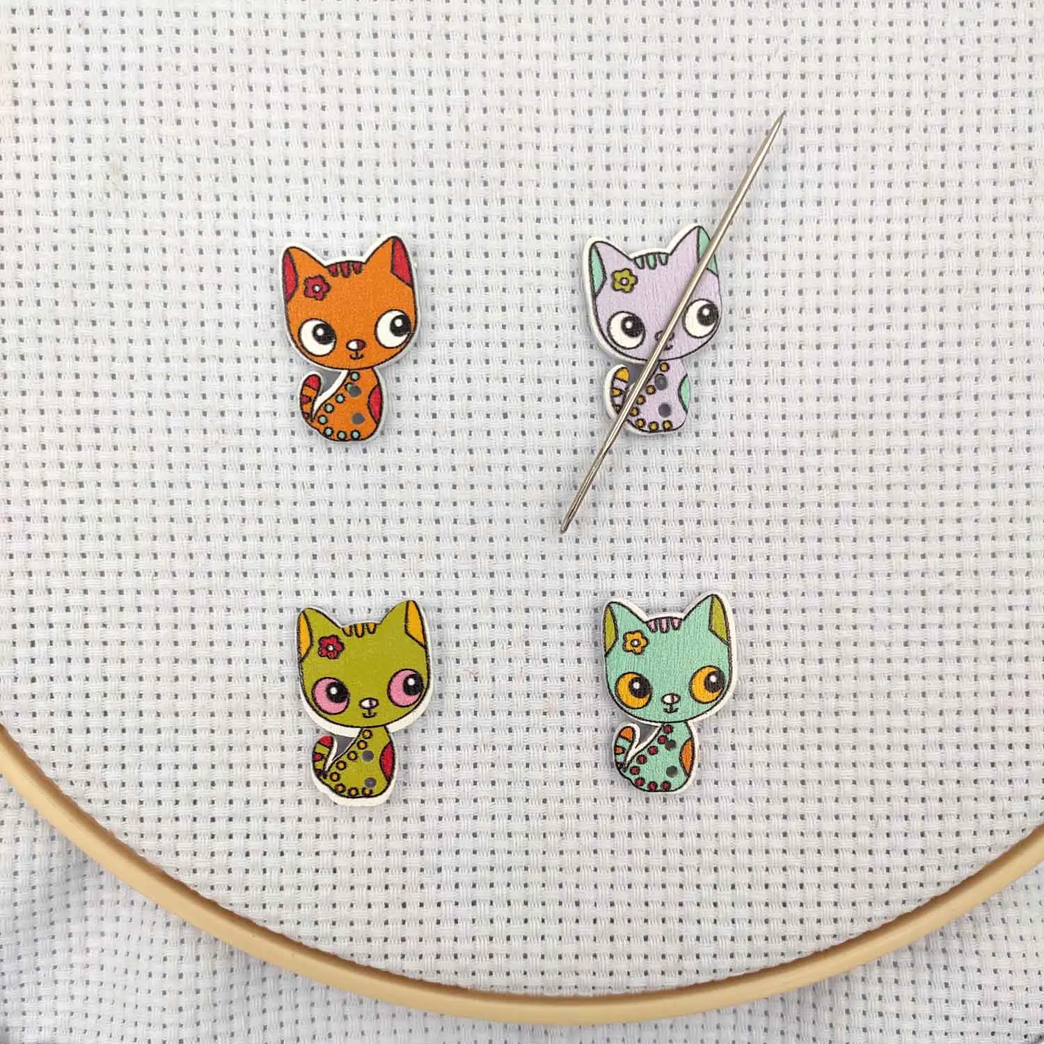 Magnetic Needle Minders Wood for Cross Stitch Set Cat Sewing Magnet Needle Keeper Finder Embroidery Accessories Needle Nanny