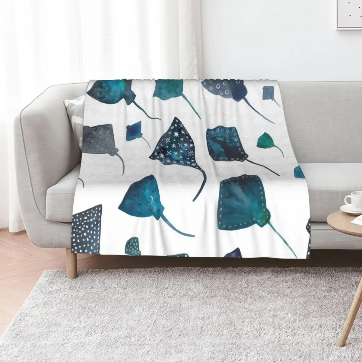 

Ocean Rays Party Throw Blanket Custom Bed Fashionable Hair Plush Blankets