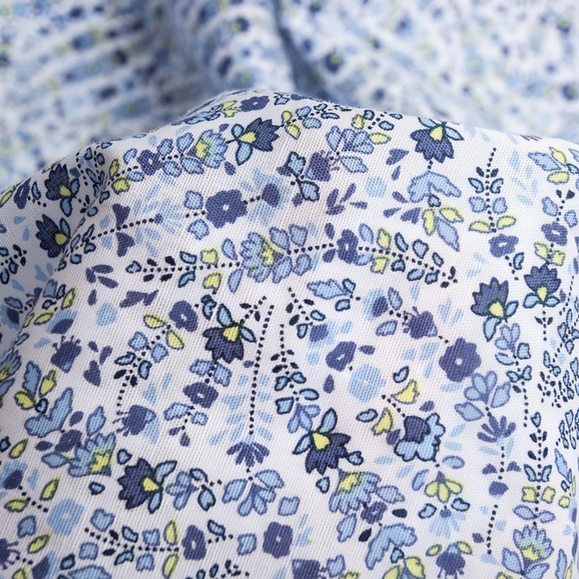 Vintage Floral Printed Fabric for Dressmaking Breathable Soft 100% Cotton for DIY Sewing Crafts Garment Home Textile Projects