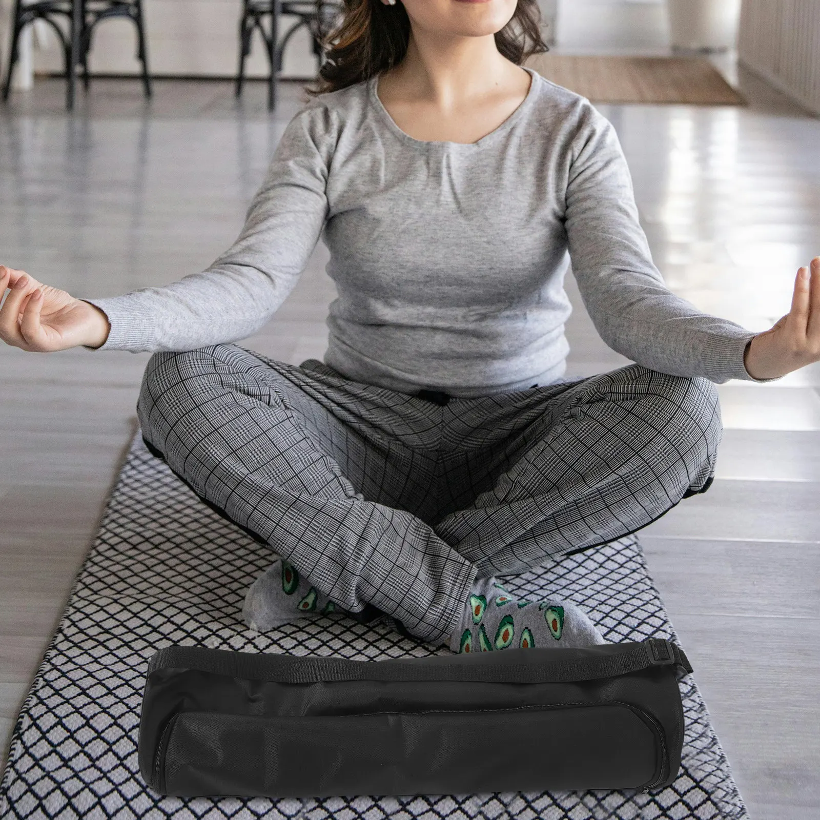 Yoga Mat Storage Bag Spacious Lightweight Polyester Gym Bag for Men Women Exercise Fitness Travel Hiking Camping Shoulder Strap