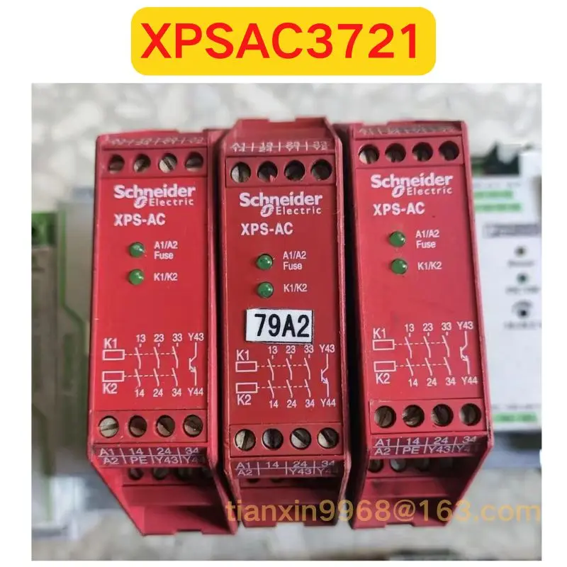 

Used XPSAC3721 Safety relay Function test OK