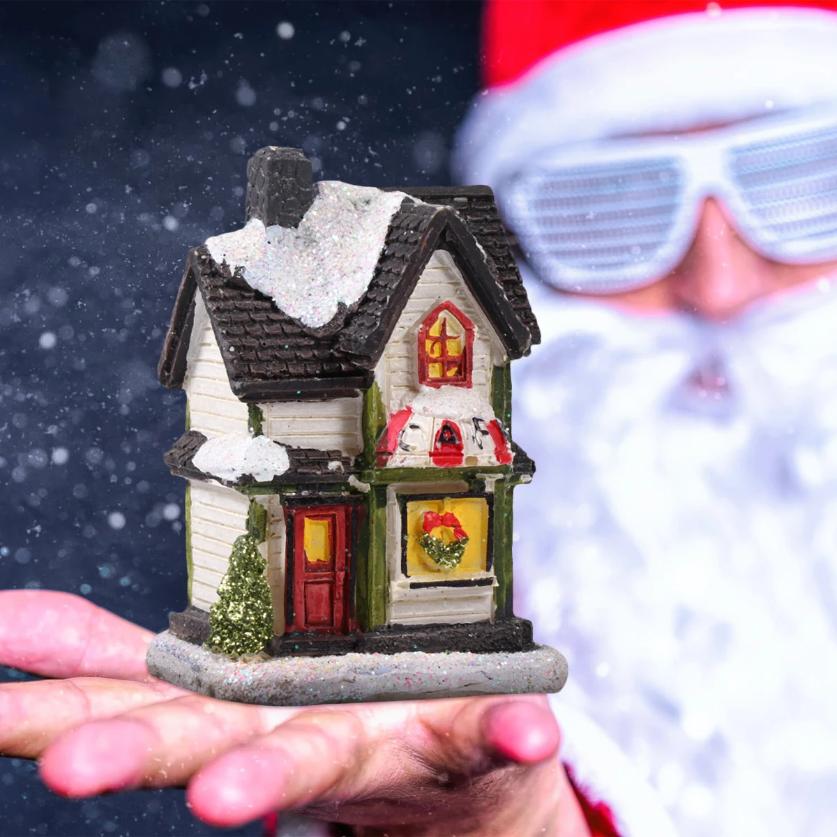 

Glowing Little House Holiday Ornament Desktop Christmas Centerpieces for Dining Table
