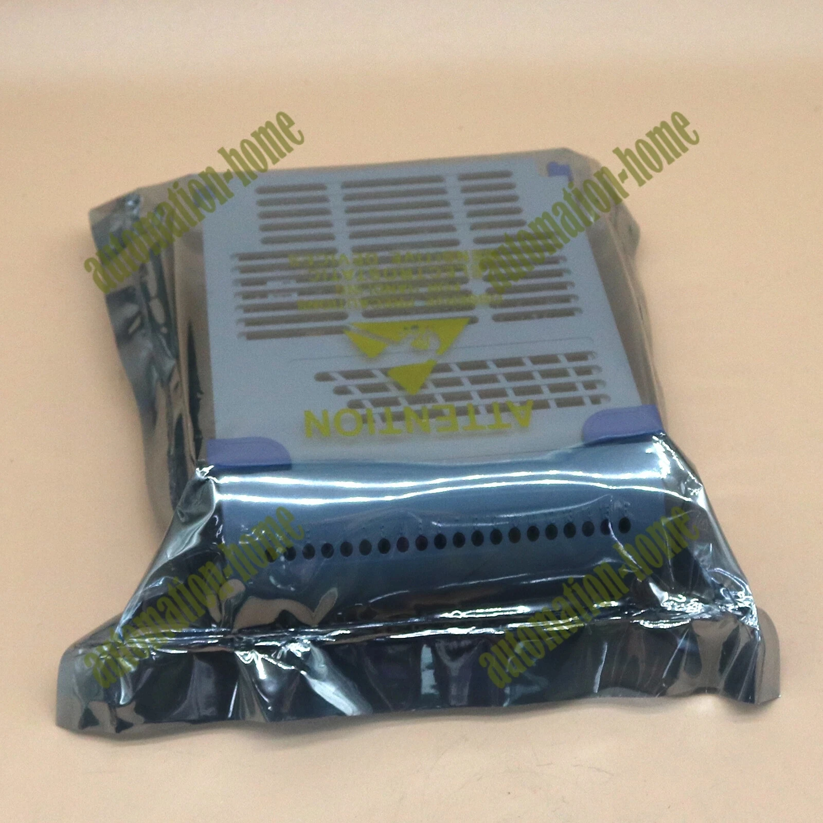 Совершенно новый оригинальный аутентичный шаблон управления Emerson 1C31234G01, гарантия один год, быстрая доставка в упаковке.