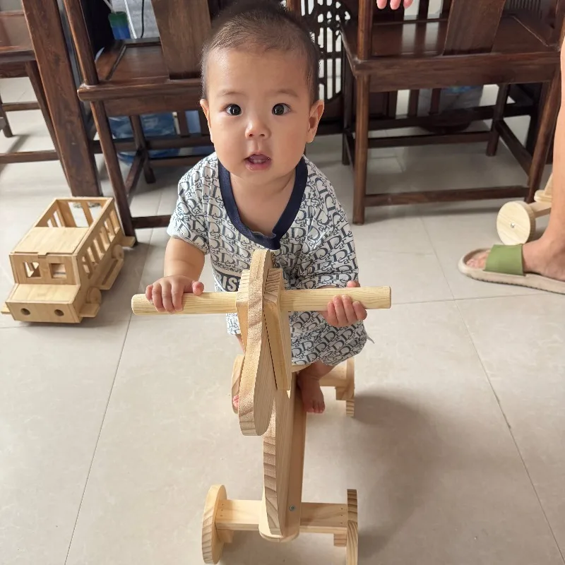 Four-wheeled walker balance car wooden children's educational toys children's twisting car