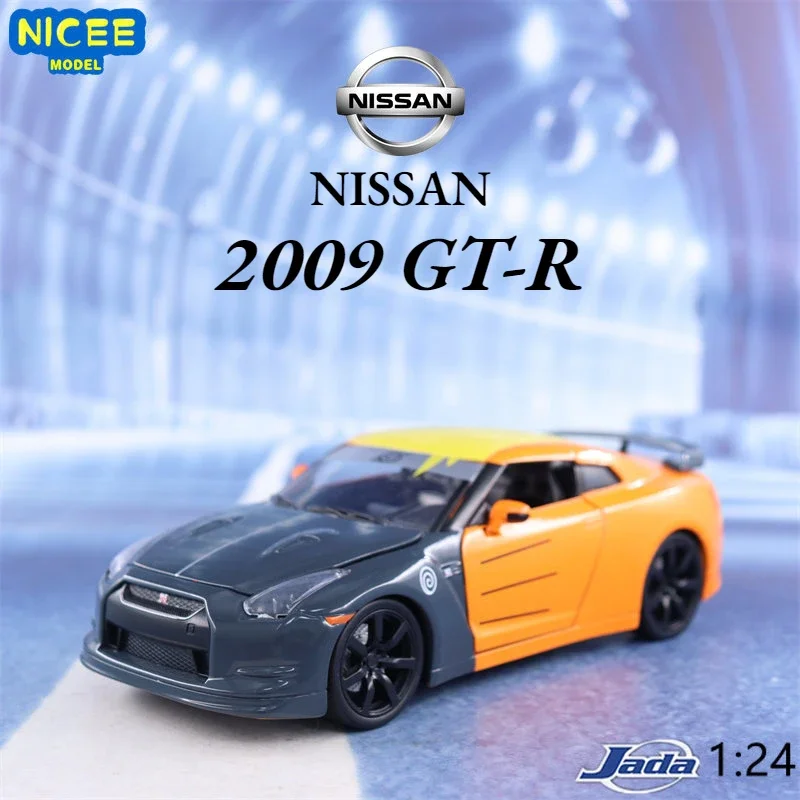 

1:24 2009 Nissan GT-R High Simulation Diecast Car Metal Alloy Model Car Children's toys collection gifts J177