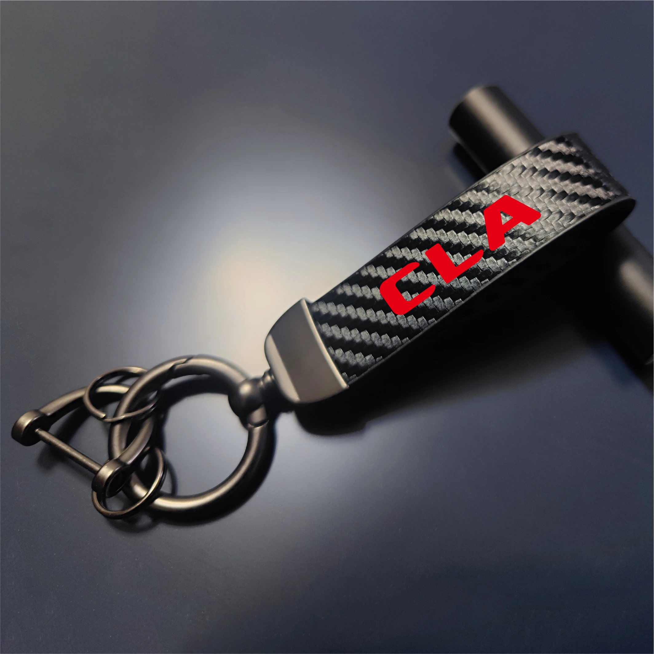 

For S63 E63 C63 A35 C43 A45 CL SLS CLA35 CLS SLC SLK CLA SL ML Key Fob Car High-end Customized Carbon Fiber Leather Keychain