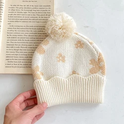 New winter baby hat, girls aged 0-2, jacquard versatile knit hat