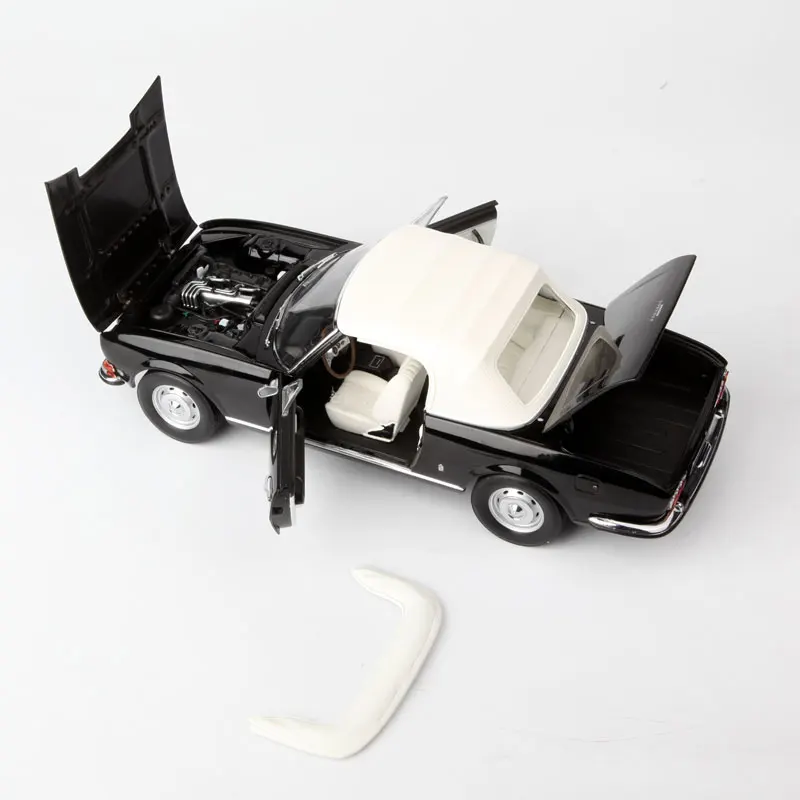 Diecast 1/18 Scale 504 Cabriolet 1971 Alloy Car Model Collection Souvenir Display Ornaments Vehicle Toy