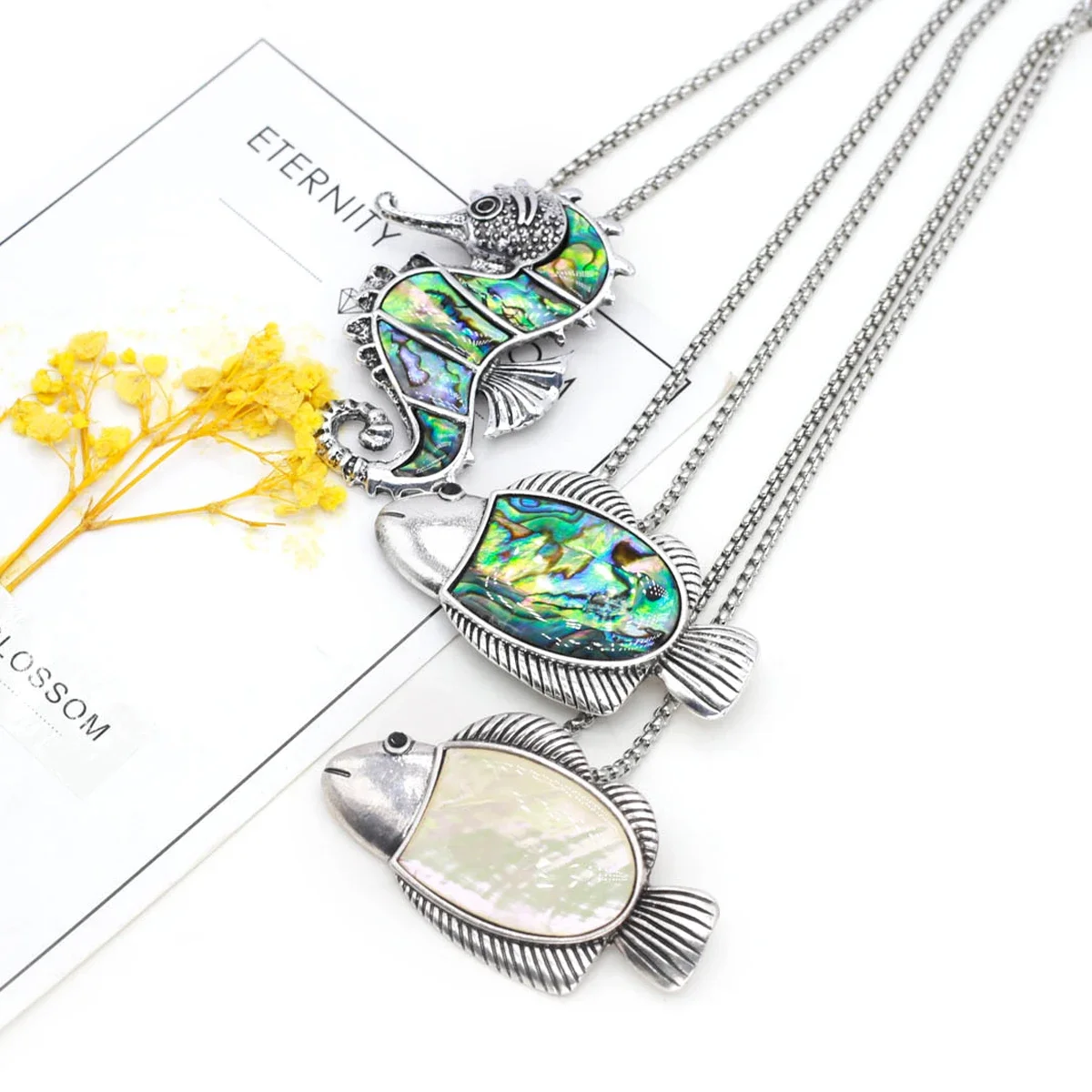 Thumbnail 2 - #52 Best Brooches & Lapel Pins to Buy In 2026