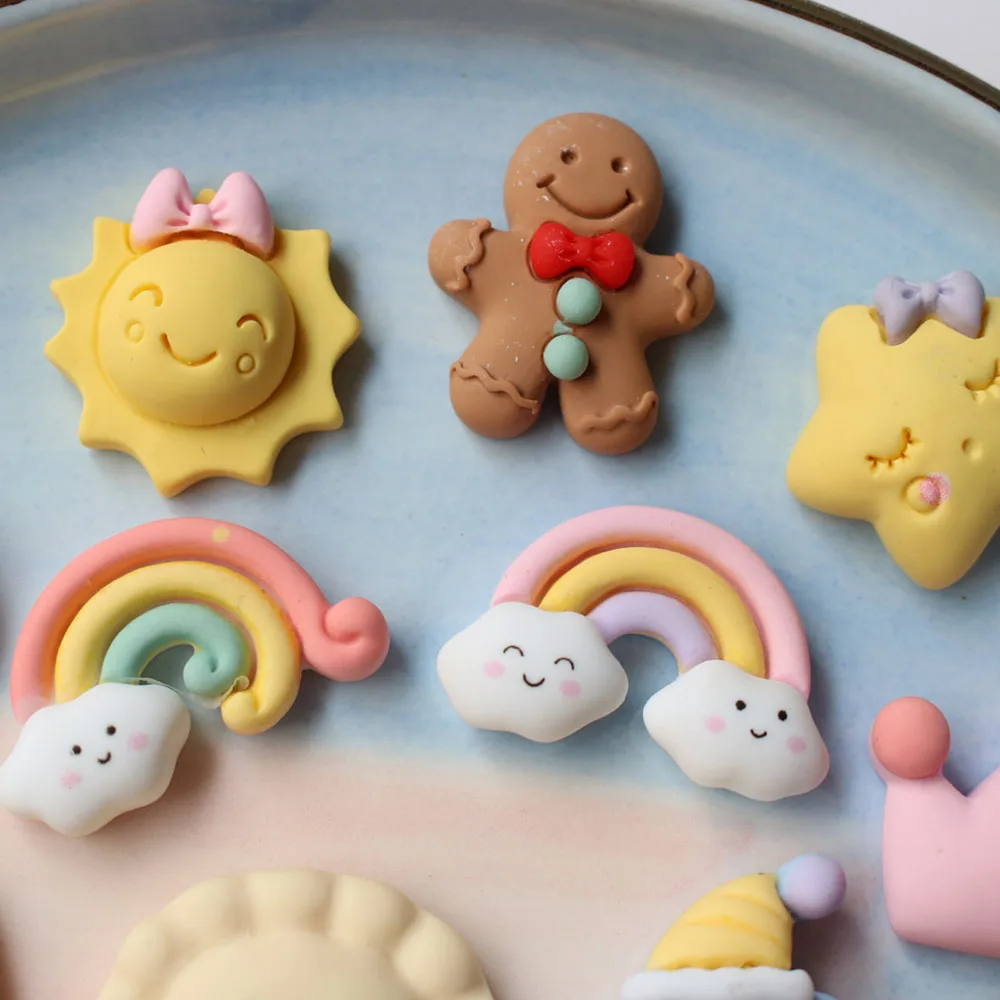 100pcs/Bag Kawaii Resin Nail Art Charms Cute Star/Bun Sun/Flower/Gingerbread Man/Rainbow/Cloud/Moon/Crown/Cake Nail Jewelry Bulk