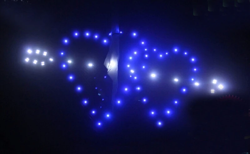 Cometa led de pavo real con alas extendidas, 5 m2, 468p, lámpara led de vuelo nocturno, delta kite, vlieger, diversión, juguete, batería flux, juego al aire libre