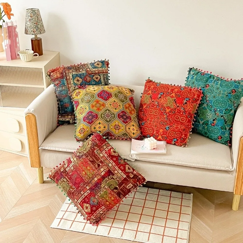 Retro Bohemian Pill…