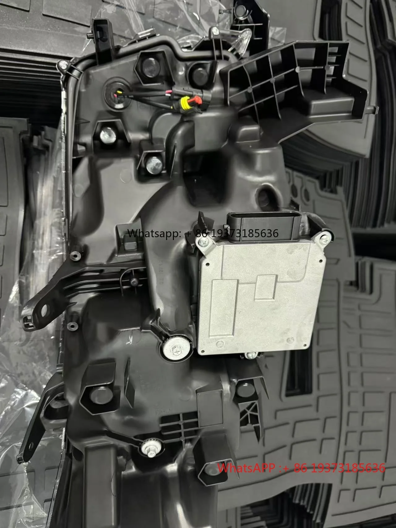 Factory Direct 4 LED Headlight for Toyota Alphard 2011-2021 Plug and Play