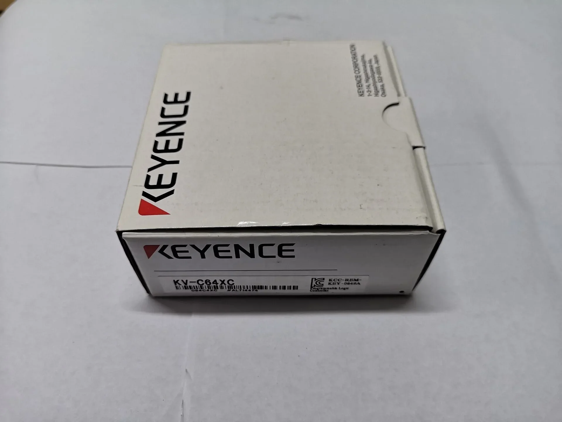 KEYENCE KV-C64XC PLC Programmable Controller 64-point Connector New original