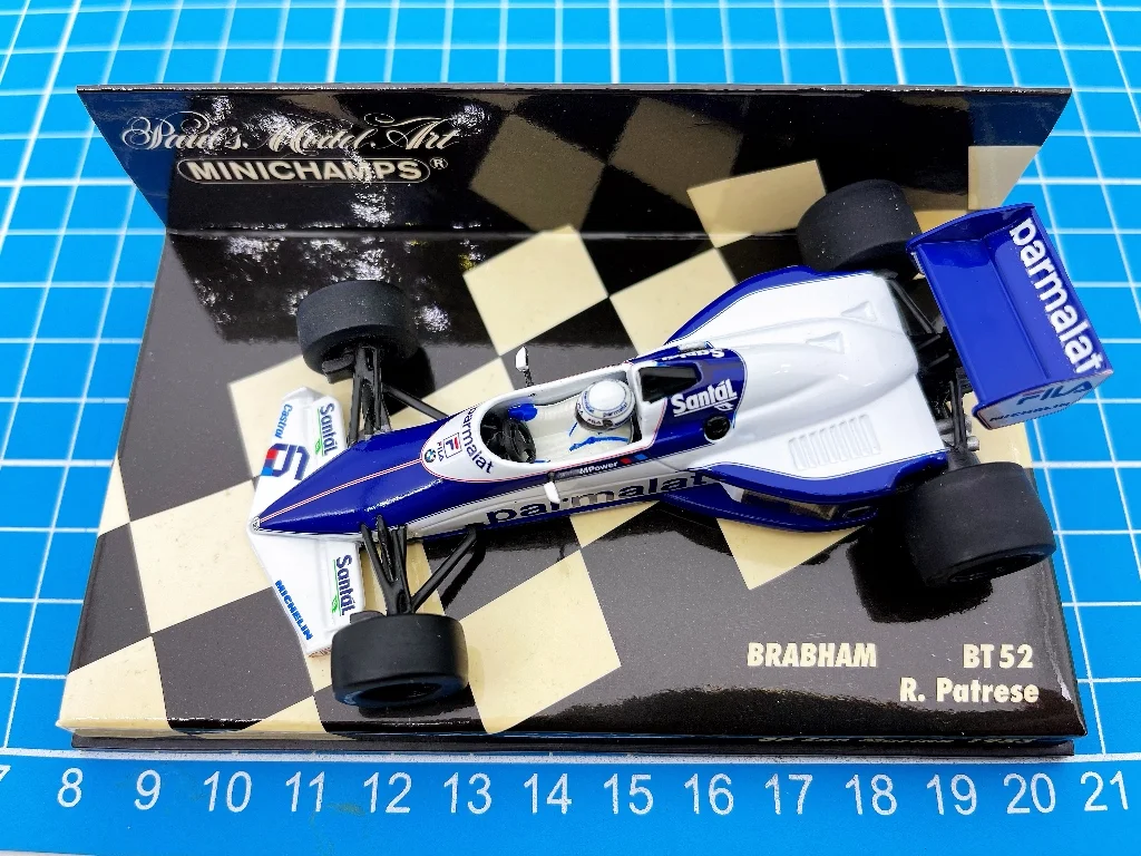 Minichamps 1:43 f1 BT52 1983 patrese San Marino Simulation Limited Edition Resin Metal Static Car Model Toy Gift