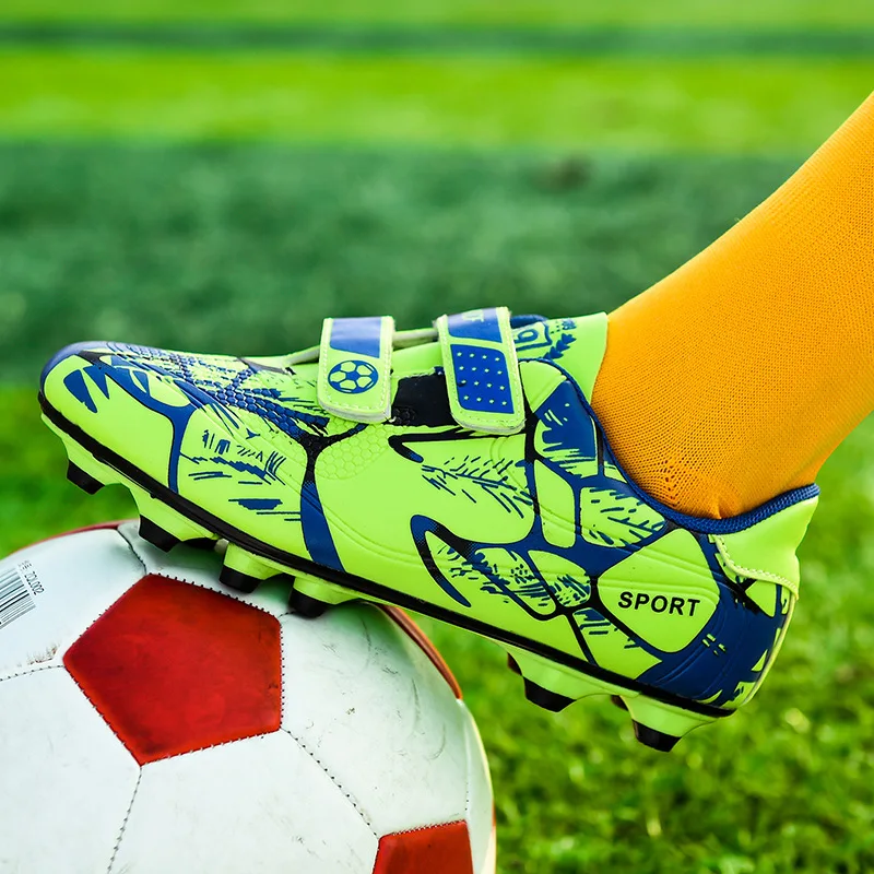 Kids Football Shoes Boys TF Primary and Secondary School Students Low-top Sports Trainer Girls Long Broken Nails Training Shoes