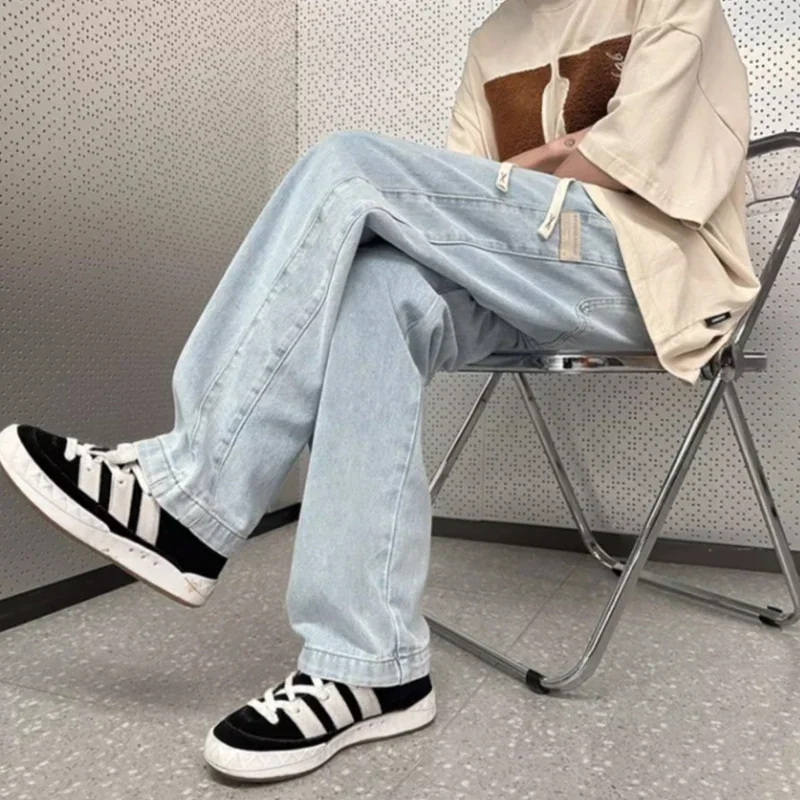 Fashionable and stylish retro washed denim jeans for men in autumn and winter 2024, new straight leg loose hanging casual pants,