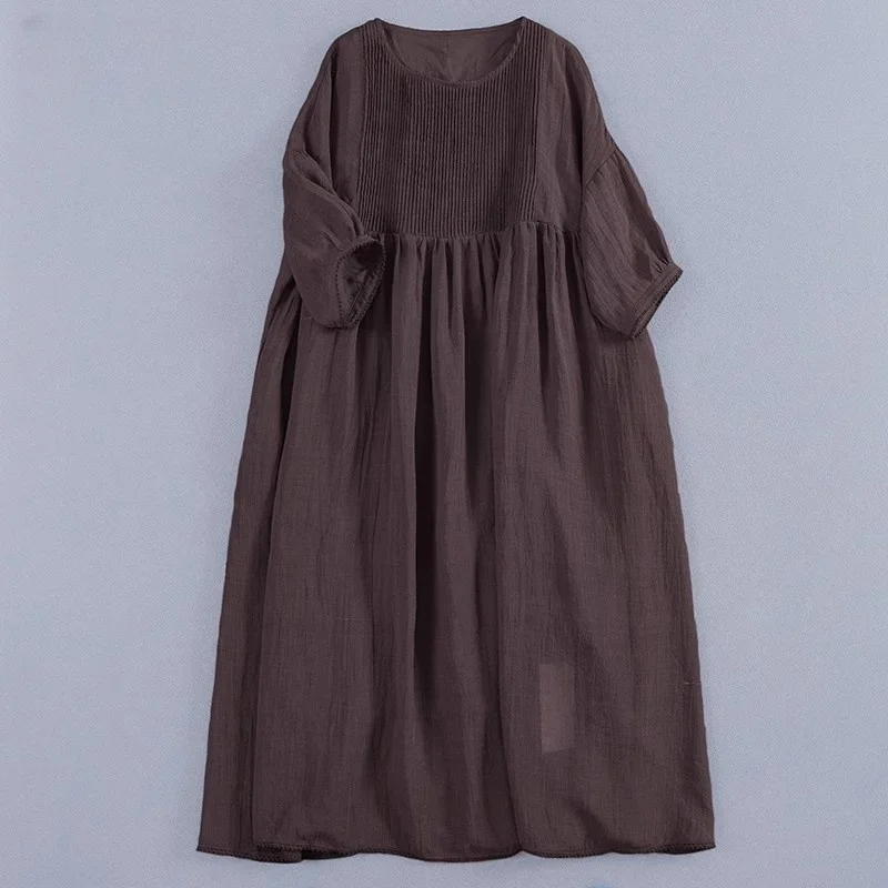 Vestido e de verano de lino y aodón fino, drapeado con textura arrugada, pado de acordeón, manga de burbuja de si...