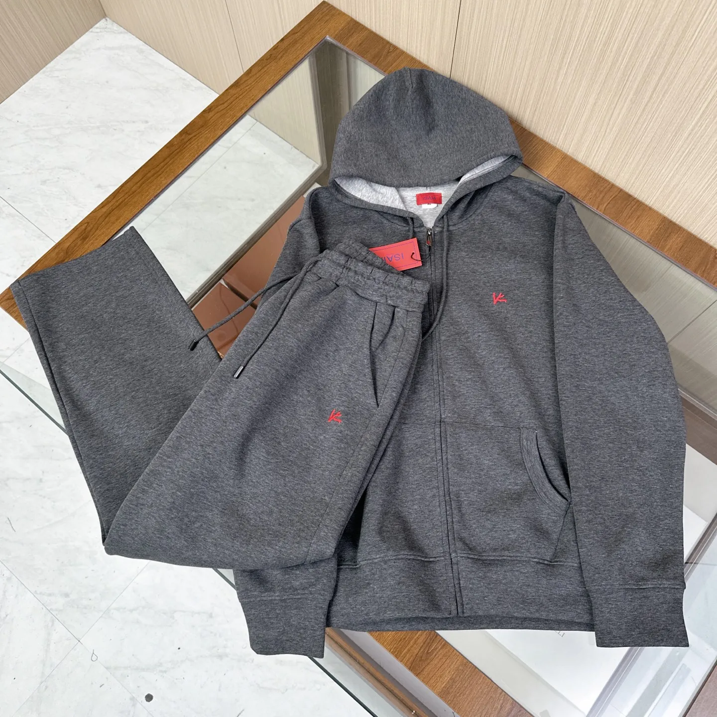 طقم ملابس رياضية BLLIYOSS من ا - مراجعة Embroidery Set وسعره