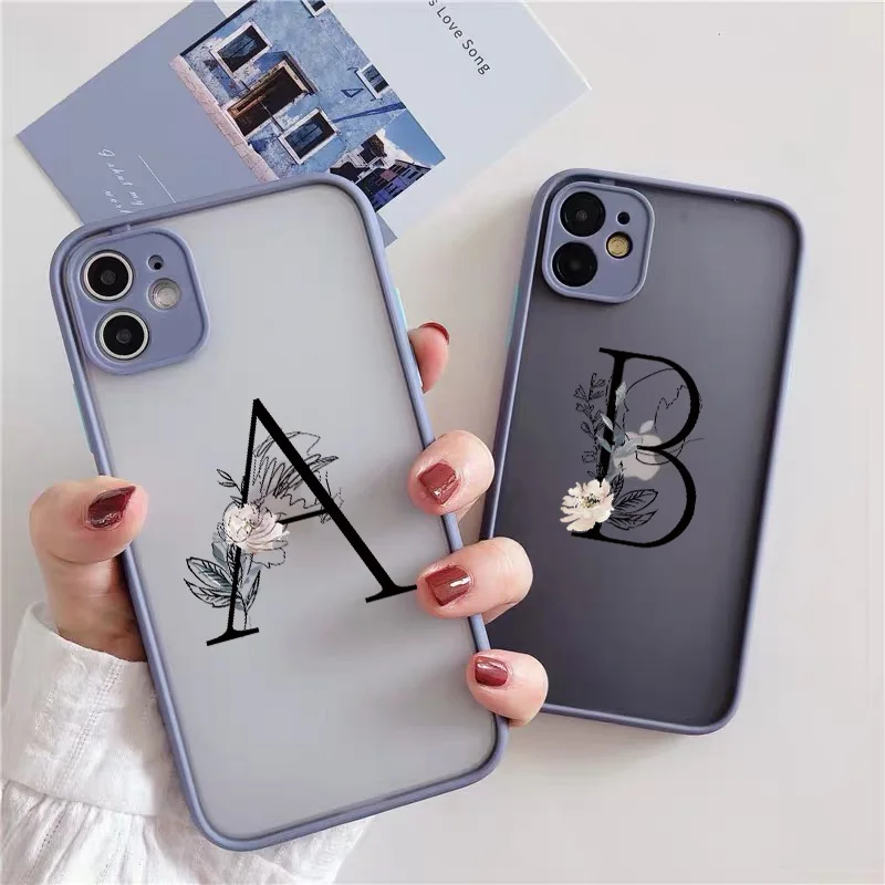 Initial Letter Phone Case For iPhone 15 13 12 Mini 11 14 Pro X XR XS Max 7 8 Plus SE20 Retro Flower Hard Shockproof Back Cover